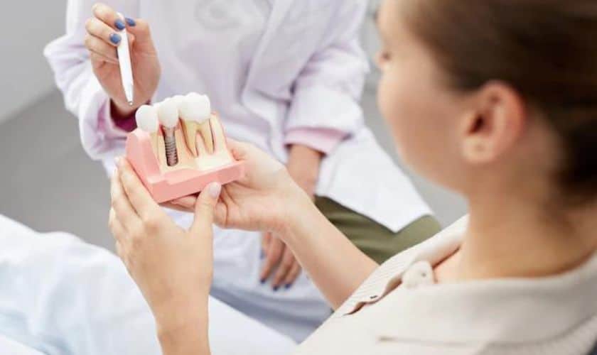 10 Easy Ways To Get Affordable Dental Implants In 2023