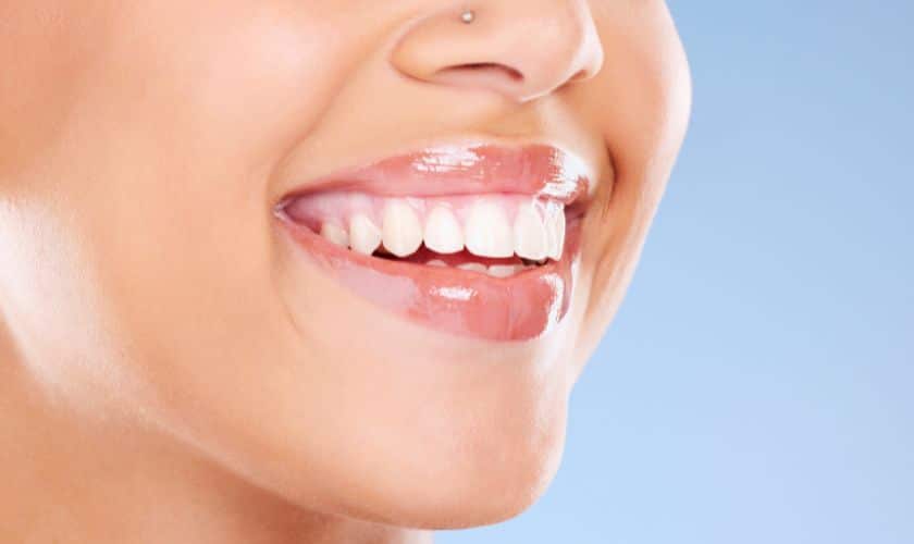 How do I choose the right cosmetic dentist?